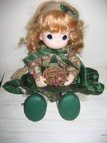 Precious Moments Doll "Winter Whitney"